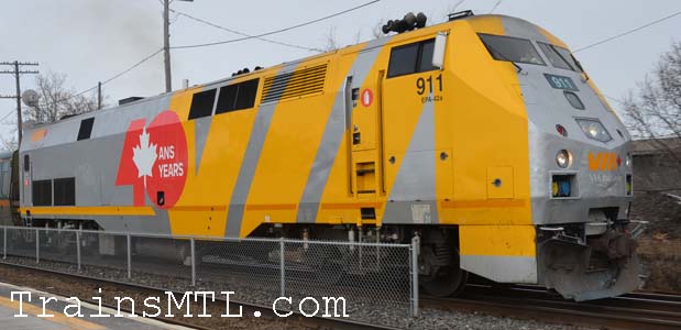 Locomotive VIA911 right side with new Colors / coté droit avec nouvelles couleurs